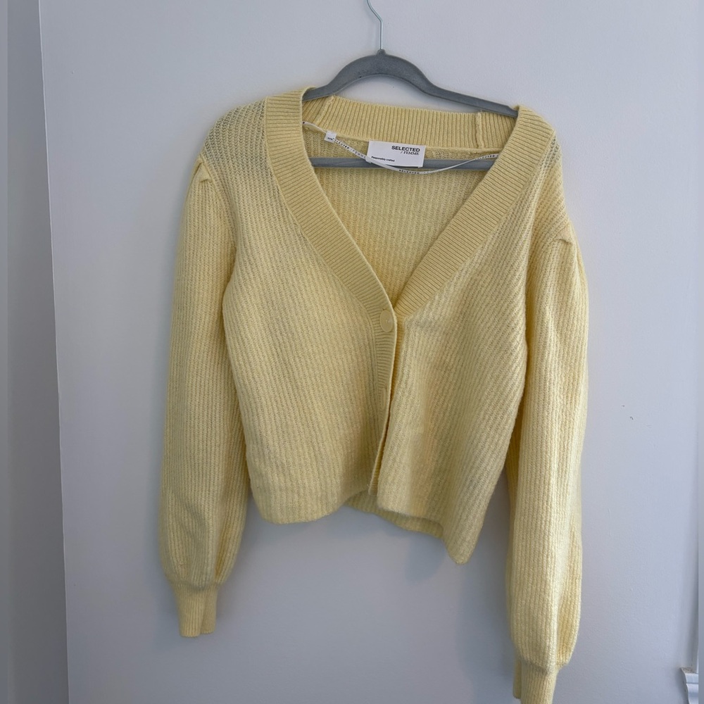 Butter Yellow Rib-Knit V-Neck Sweater